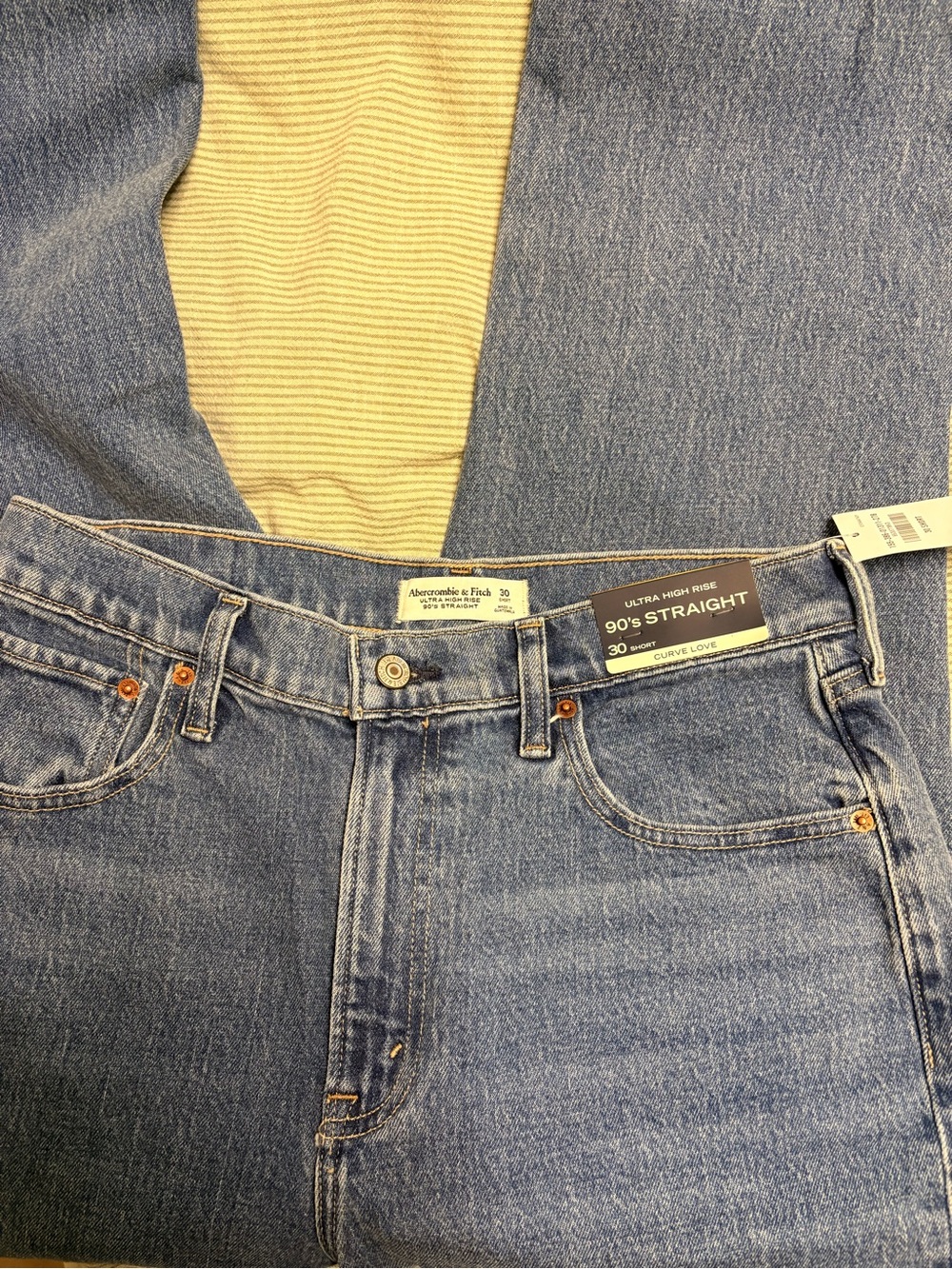 Abercrombie & Fitch 90's Straight Ultra High Rise Curve Love Jeans
